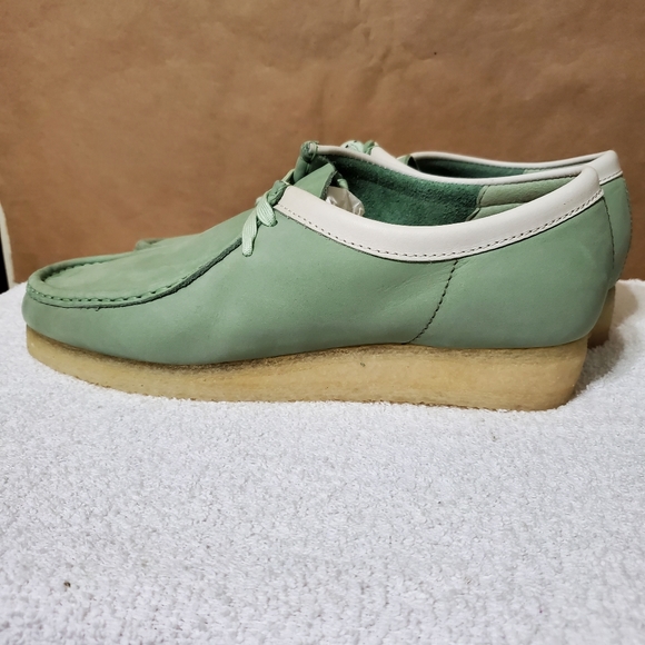 SOLD Clarks wallabee - Picture 5 of 15